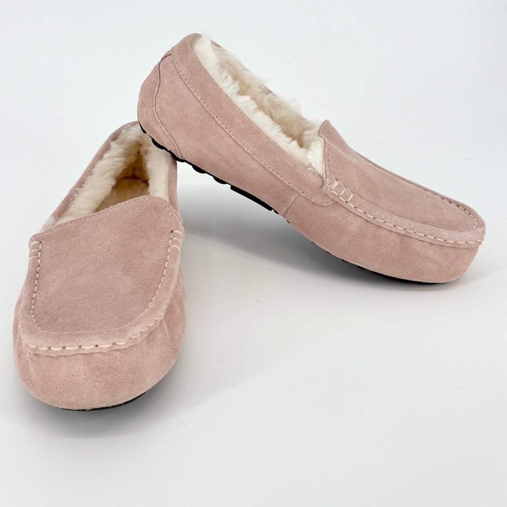 Fireside by Dearfoams Mel Genuine Shearling Moccasin in Dusty Pink - Picture 6 of 16